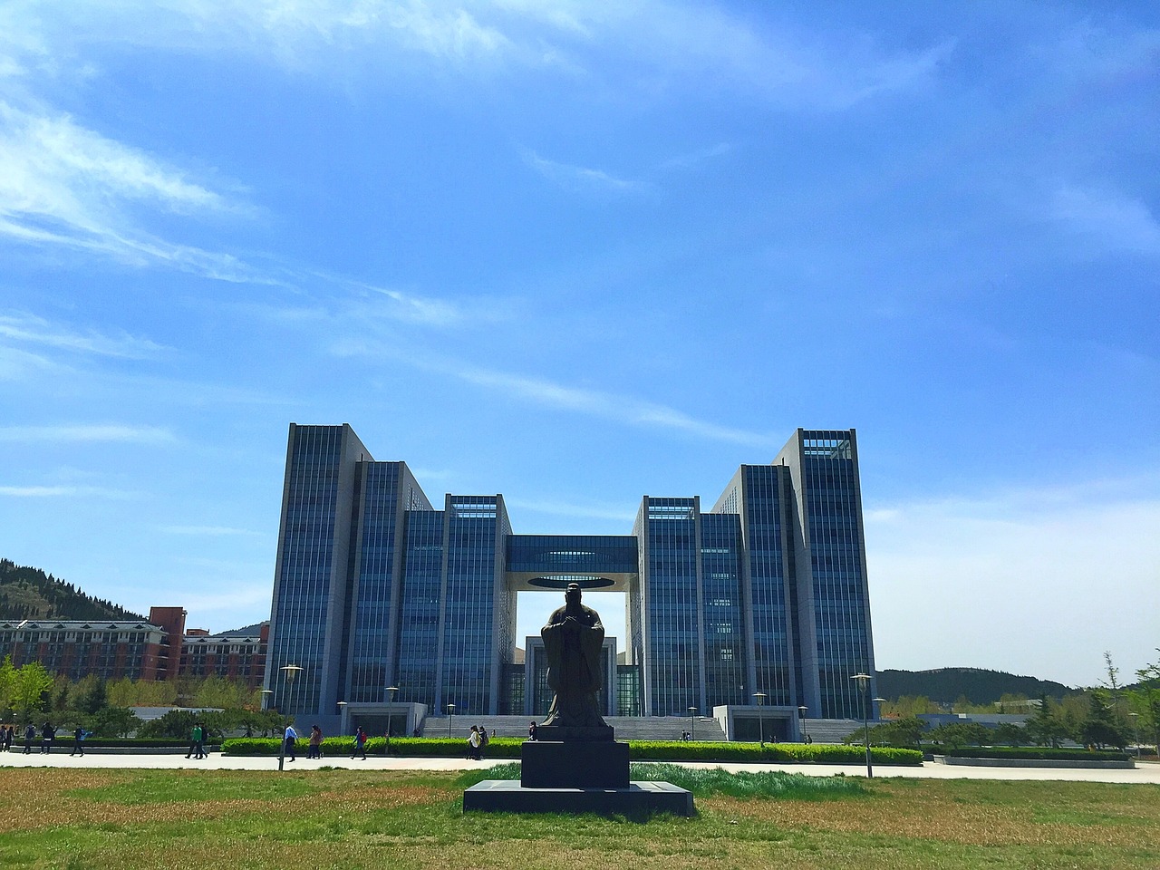 广东省体育彩票中心所在地及其重要性，揭秘彩票业的蓬勃发展与影响